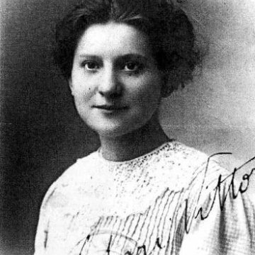 Image of Vittoria  Notari Cuzzer